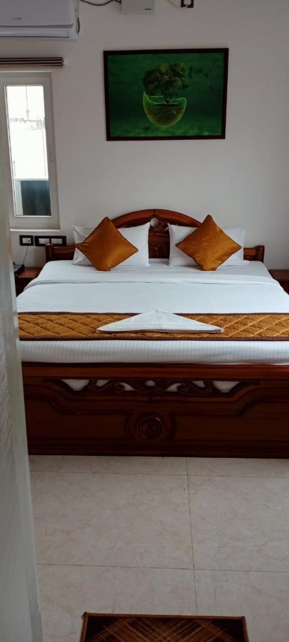 Prime Suites Bangalore Bagian luar foto